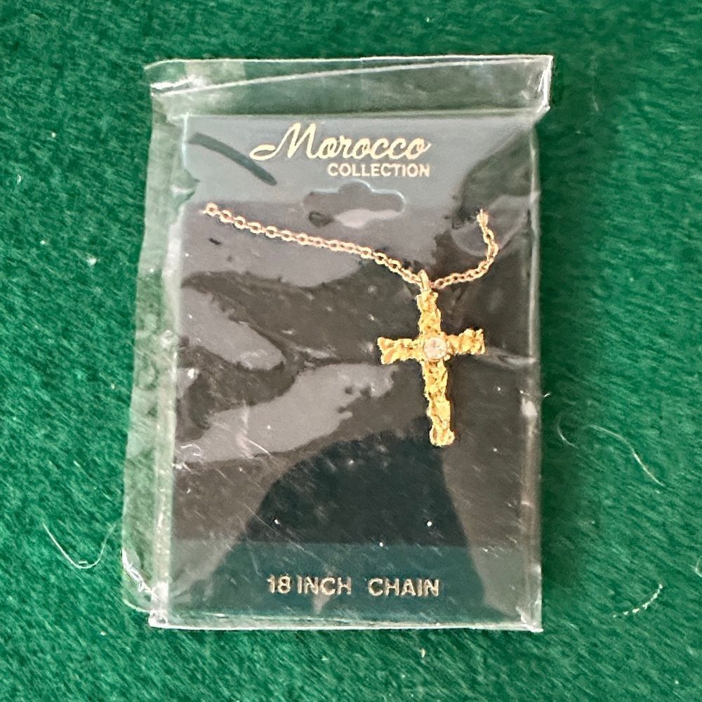 Gold Cross Fashion Jewelry – Faux Diamond Stone Necklace